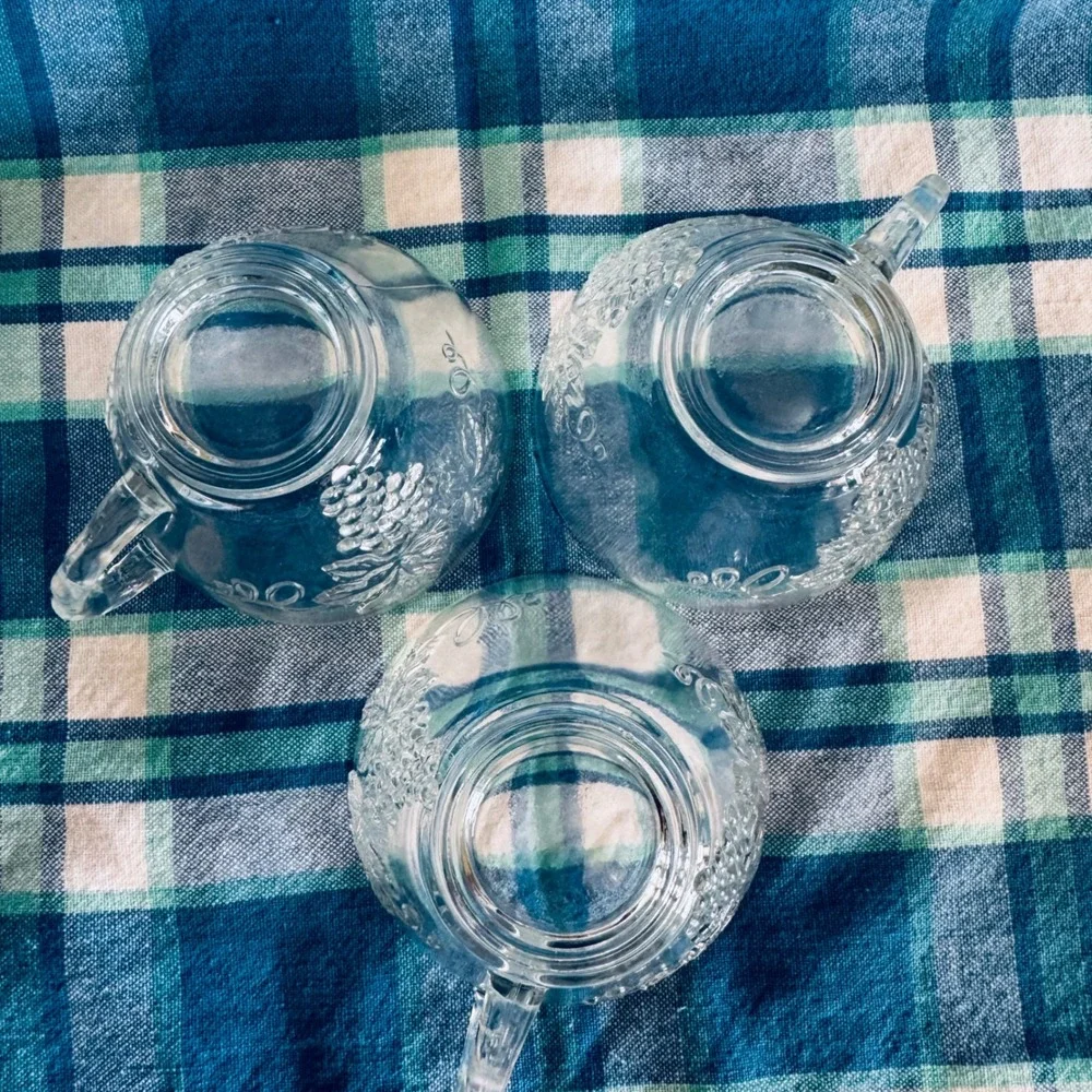 Vintage  Anchor Hocking Clear Glass Punch Cups Set‎ of 3 Tea Cups Etched Grapes